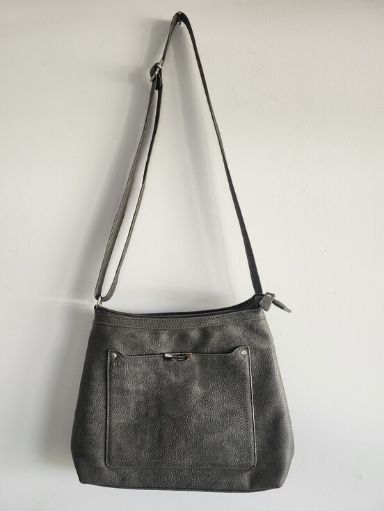 Roots Handbags - Roots Canada Leather Bag | Grey | Adjustable Strap | Multiple Pockets 🇨🇦